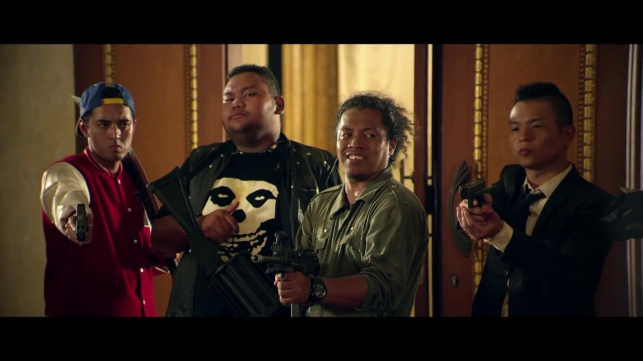 Comic 8 : Casino Kings Part 2 - Official Trailer