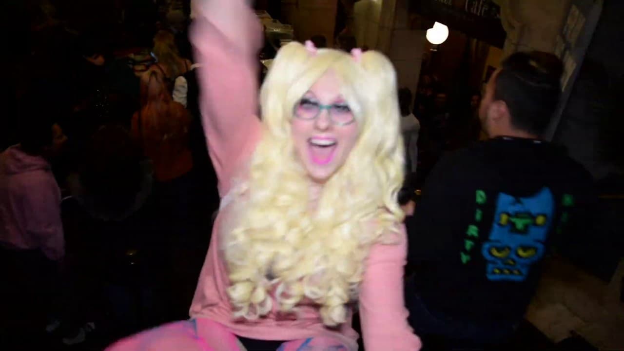 Drag Queen Roast With The Biggest Stars In Drag And The Fans Love It!