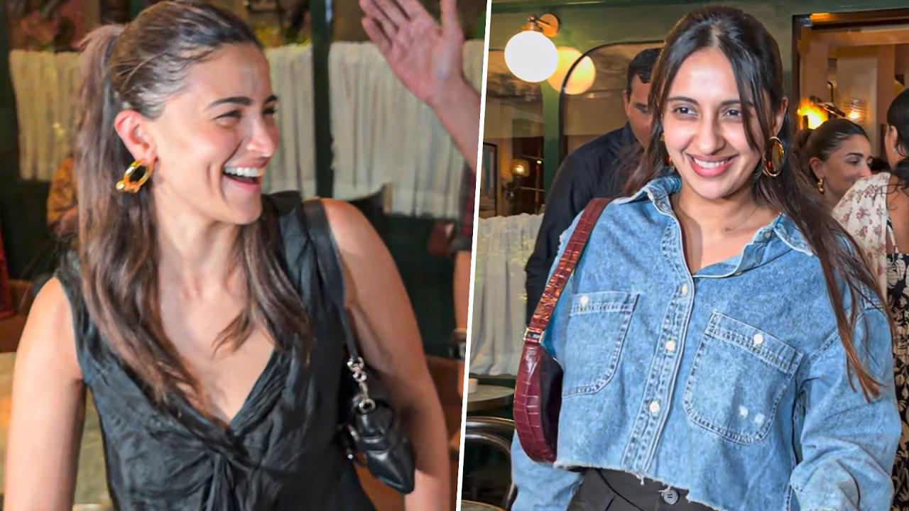BFFs' Dinner Date: Alia Bhatt And Akansha Ranjan Spotted In Bandra Restaurant | 👩🏼‍🤝‍👩🏻💕🍽️