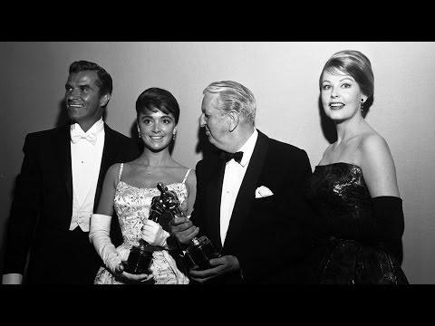 Some Like It Hot and Ben-Hur Win Costume Design: 1960 Oscars