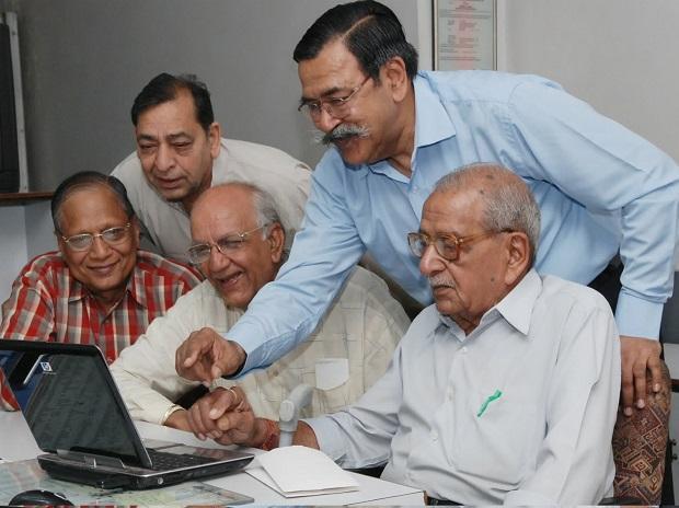 EPFO Makes Pension Verification a Breeze from Home, Free!