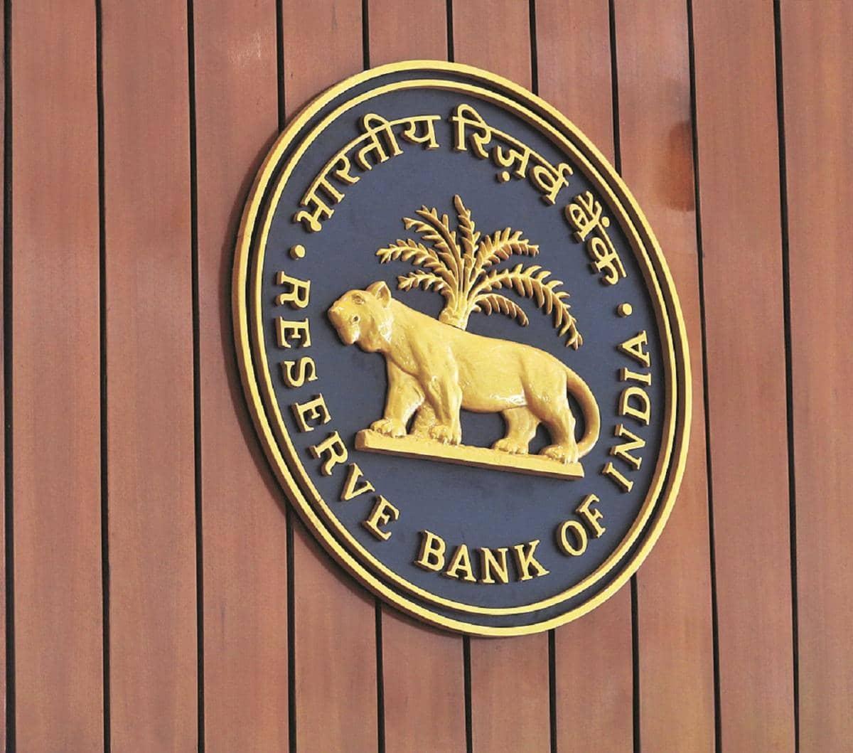 Banking ka jadoo: Credit 11.3% se badha, bhavishya chamak raha!