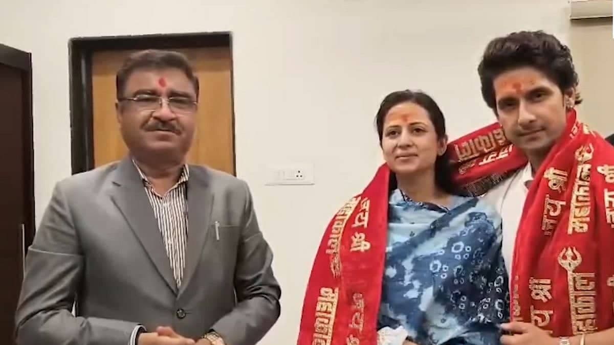 Ravie Dubey & Sargun Mehta Electrify Ujjain Temple Scene