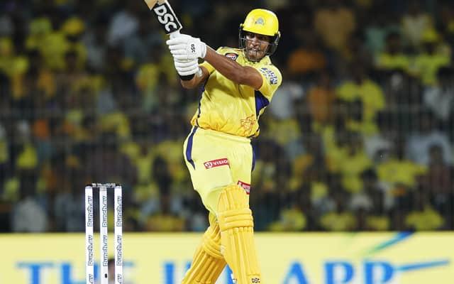 IPL 2026: CSK's Released Stars Ignite RCB vs MI Battle Royale