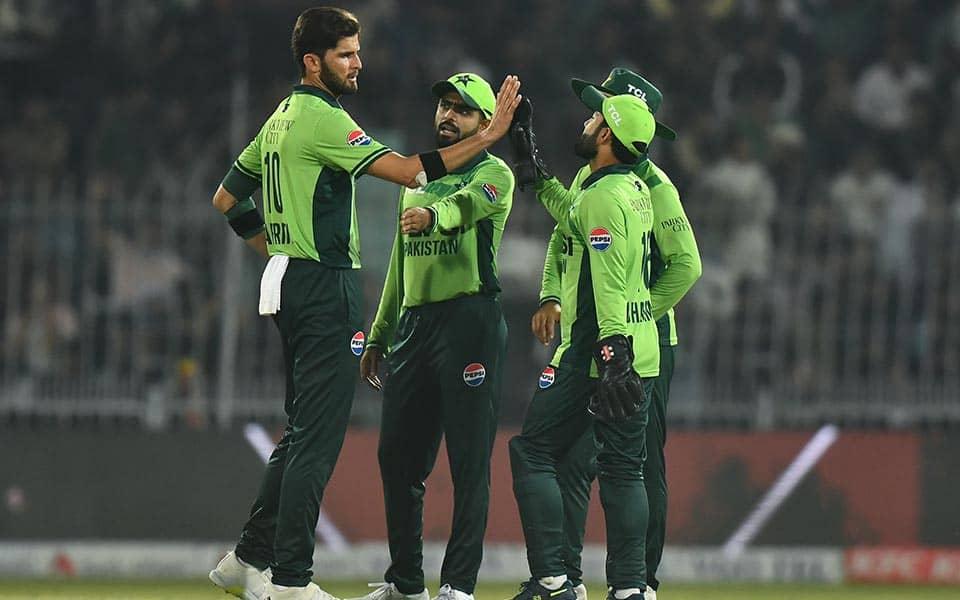 Pakistan Serves Sri Lanka a Fiery Cricket Lesson in 3rd ODI