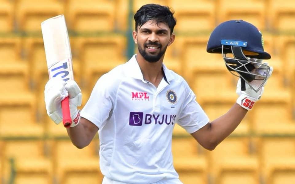 IND vs SA 2025: Aakash Chopra Calls for Gaikwad's Test Glory