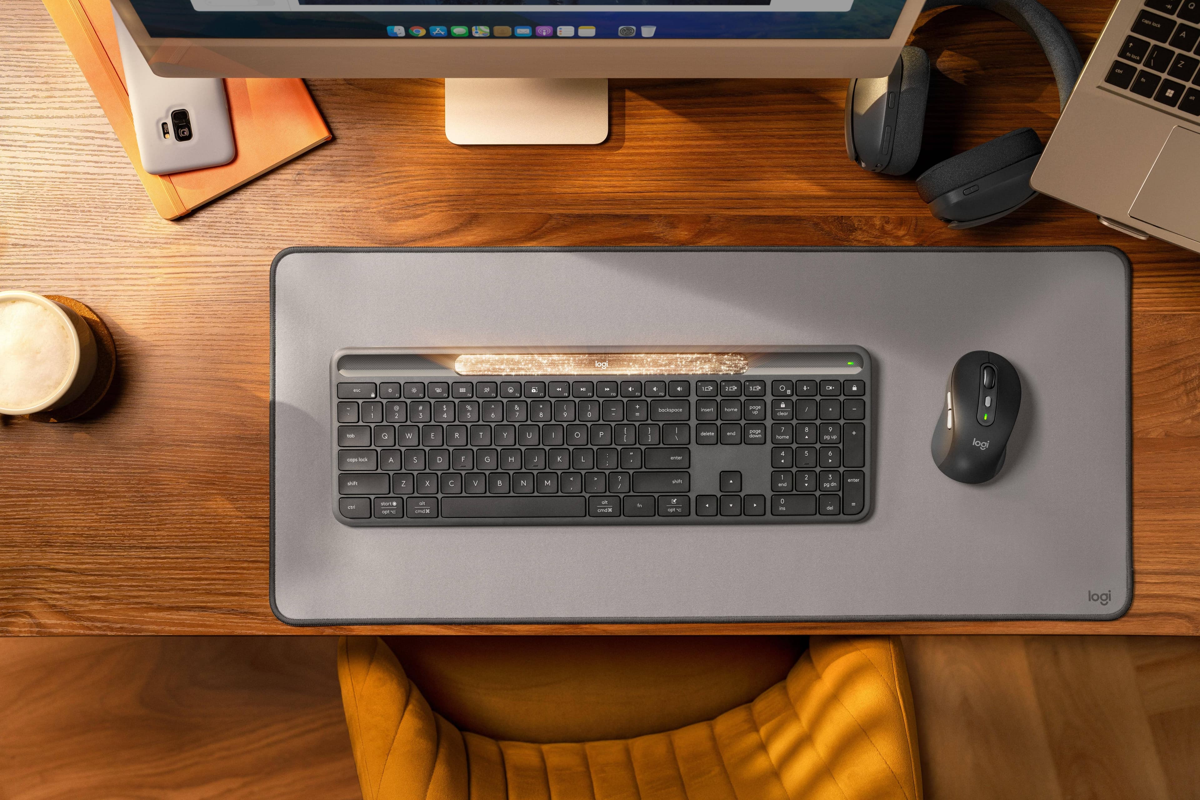 Logitech's K980 Keyboard: Light Up Your Typing Game, G