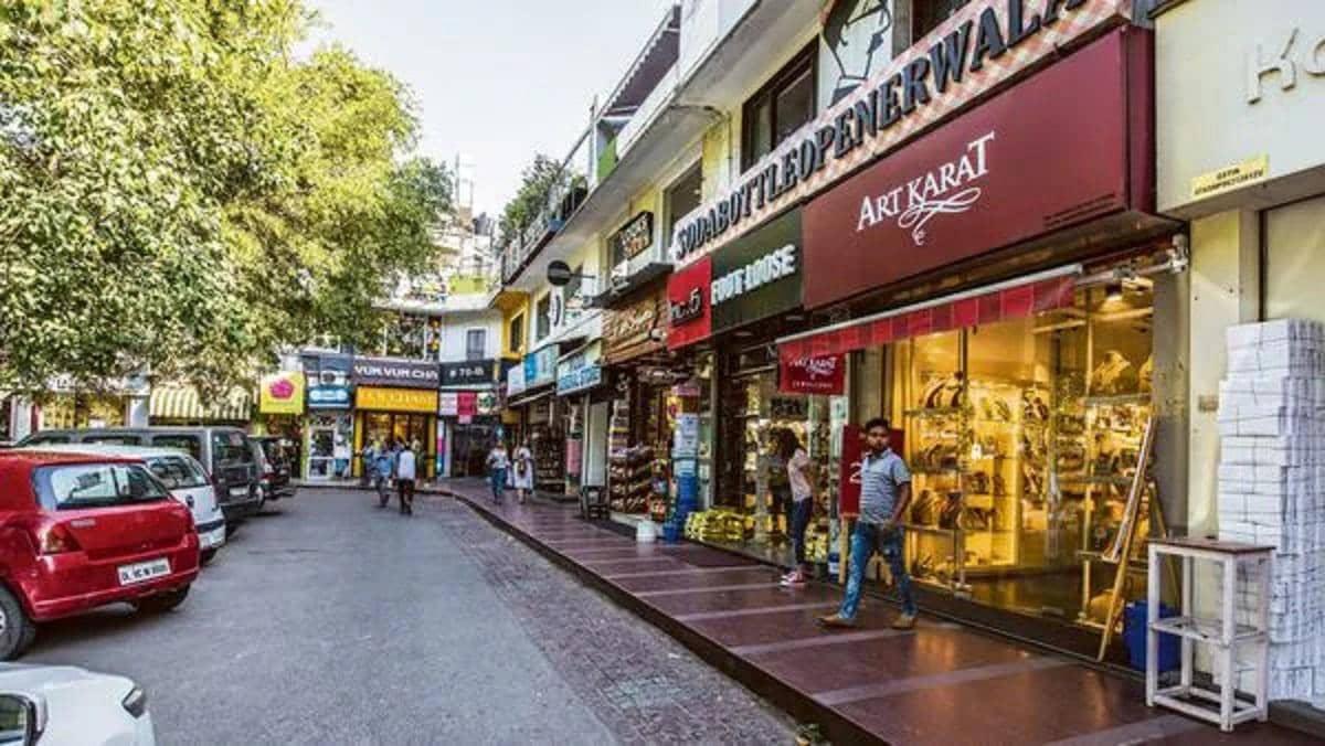 Khan Market Slips to 24th, London Flexes with High Rents