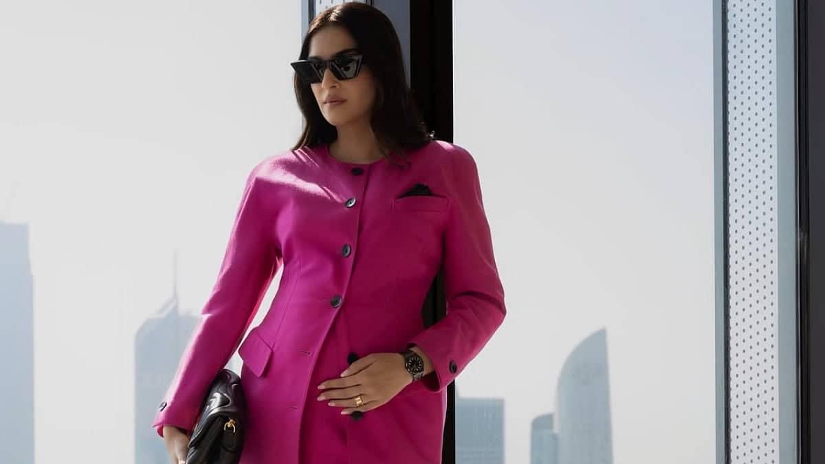 Sonam Kapoor Announces Second Pregnancy; Celebs Celebrate Big