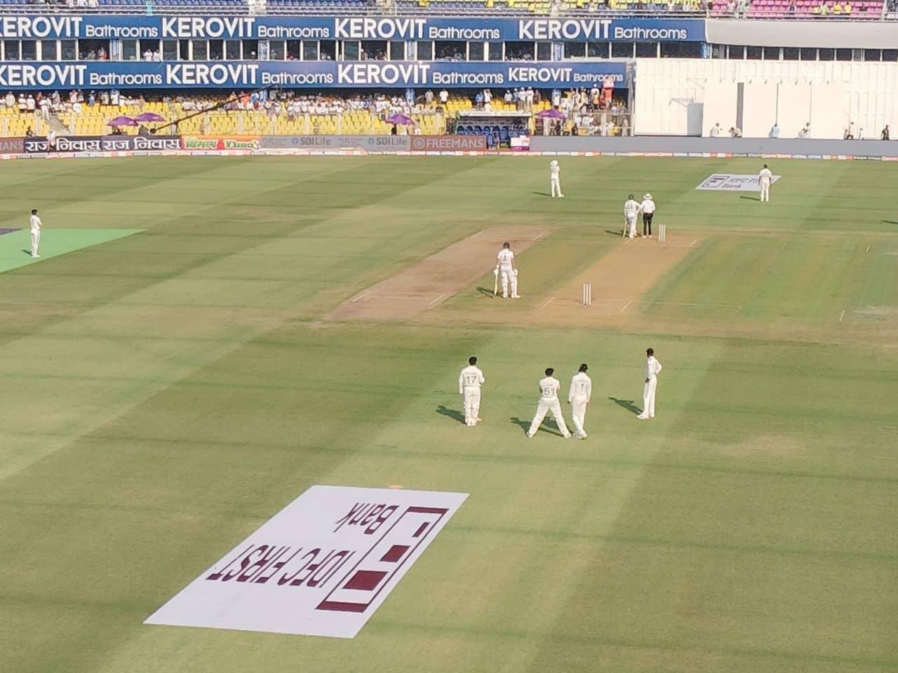 Ryan Ten Doeschate Rips Guwahati Pitch Like a Champion