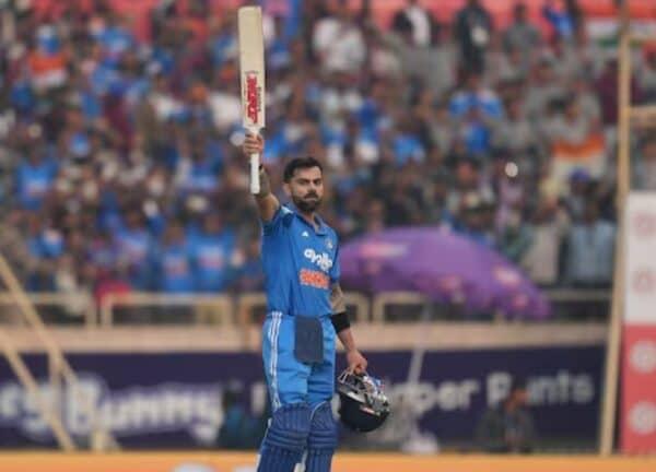 Kohli Ka 135, Desh Deekh Raha Hai, Mujhe Jawab Chahiye!