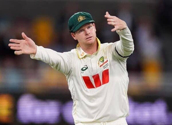 Brisbane Test: Smith ki slow-motion strategy par debate chalu