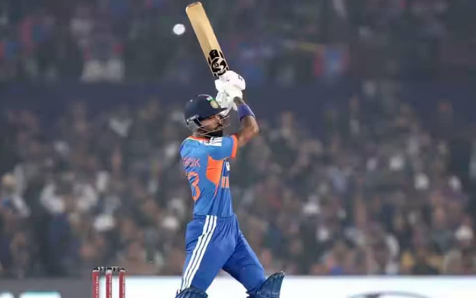Hardik Pandya is a Game-Changer: Chopra Raves in Cuttack