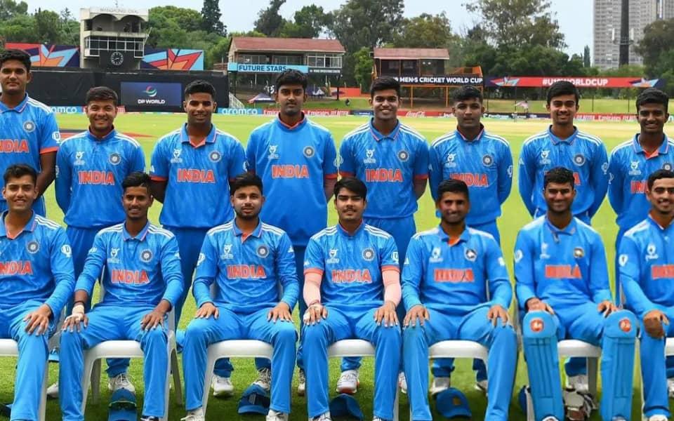Stark says: ICC tells India-Pak U19 teams to shake hands