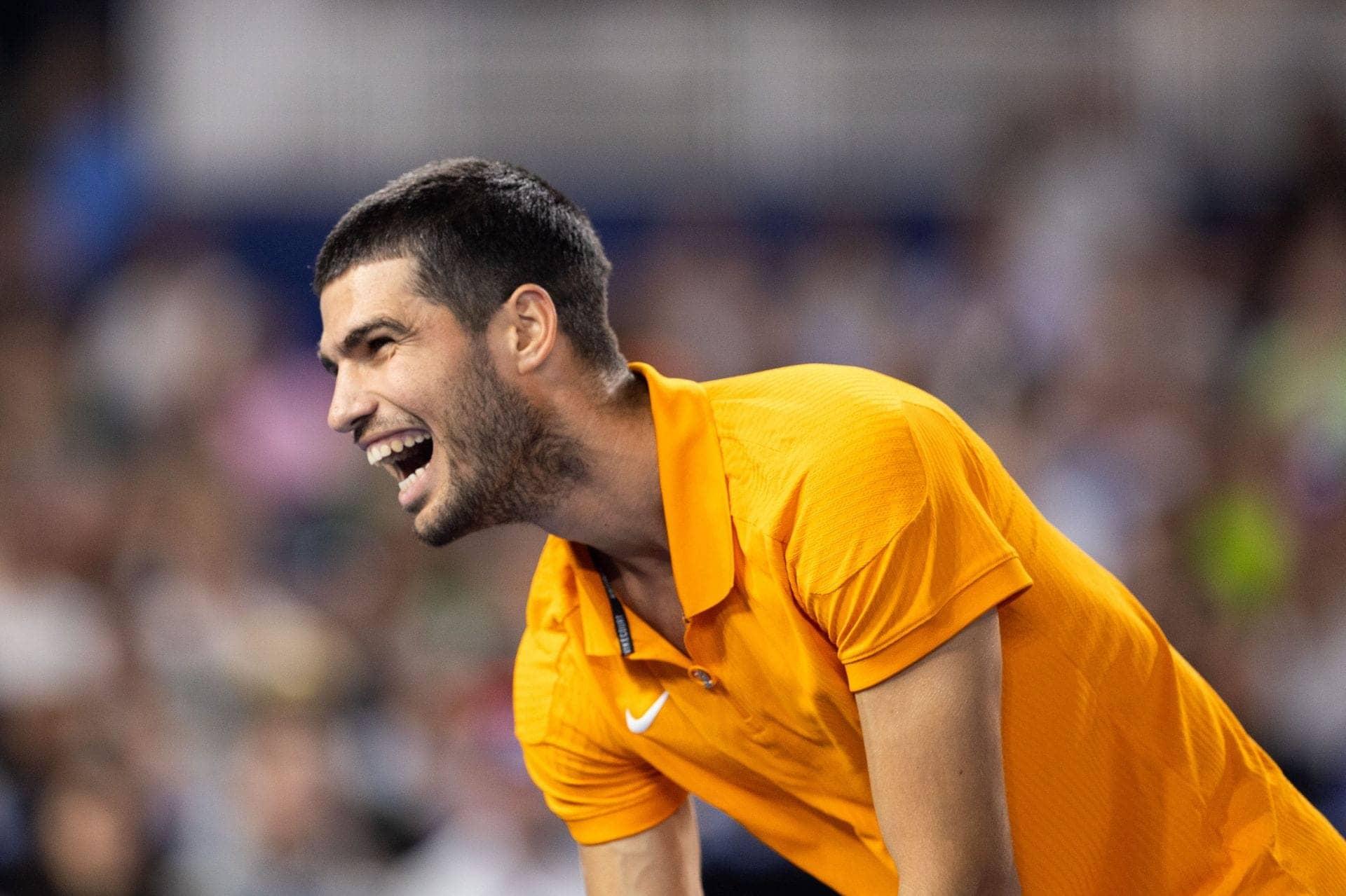 Alcaraz electrifies Murcia arena, flexes hometown pride