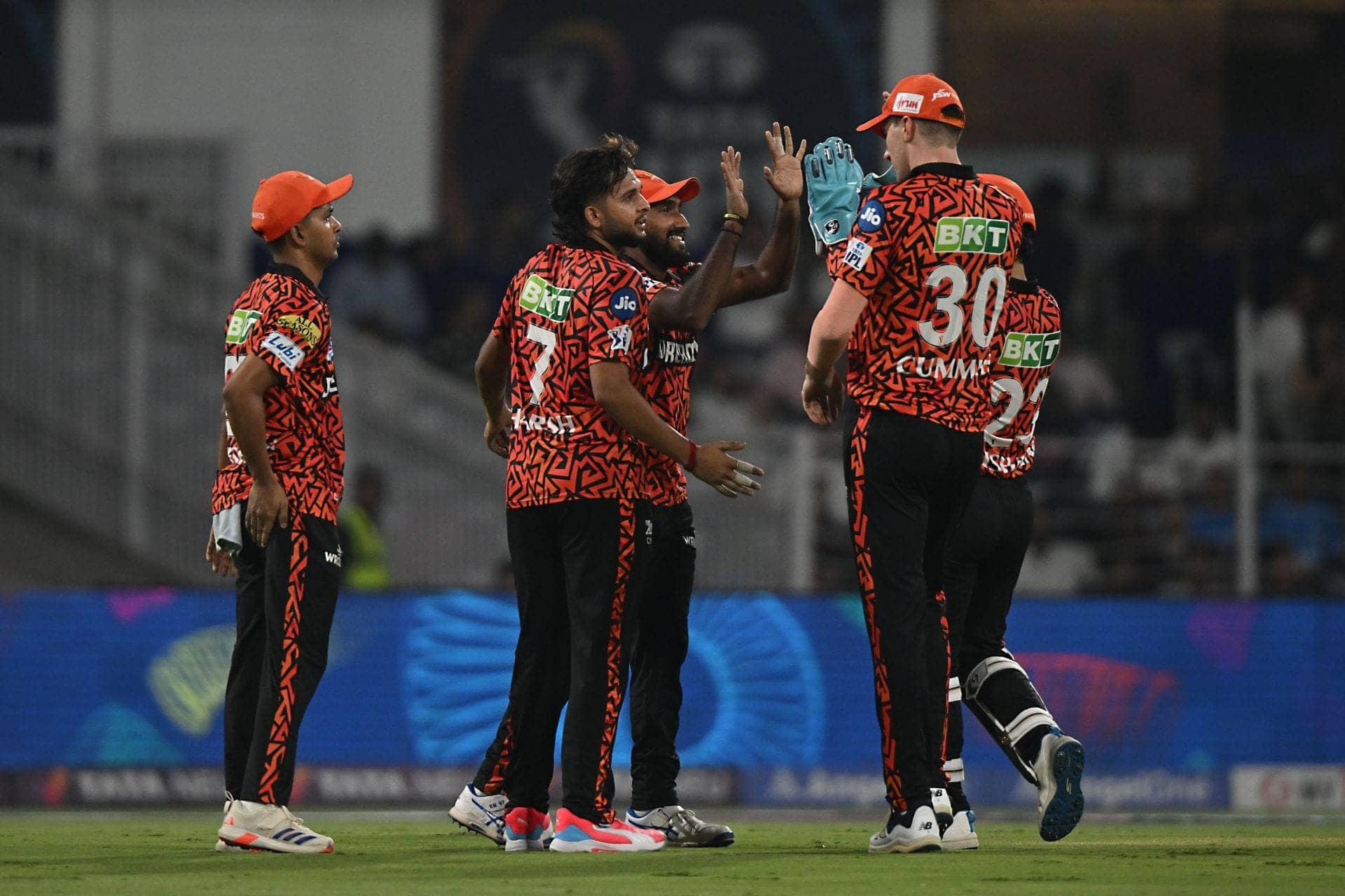 Bangar predicts Unadkat-Cummins duo for SRH in IPL 2026