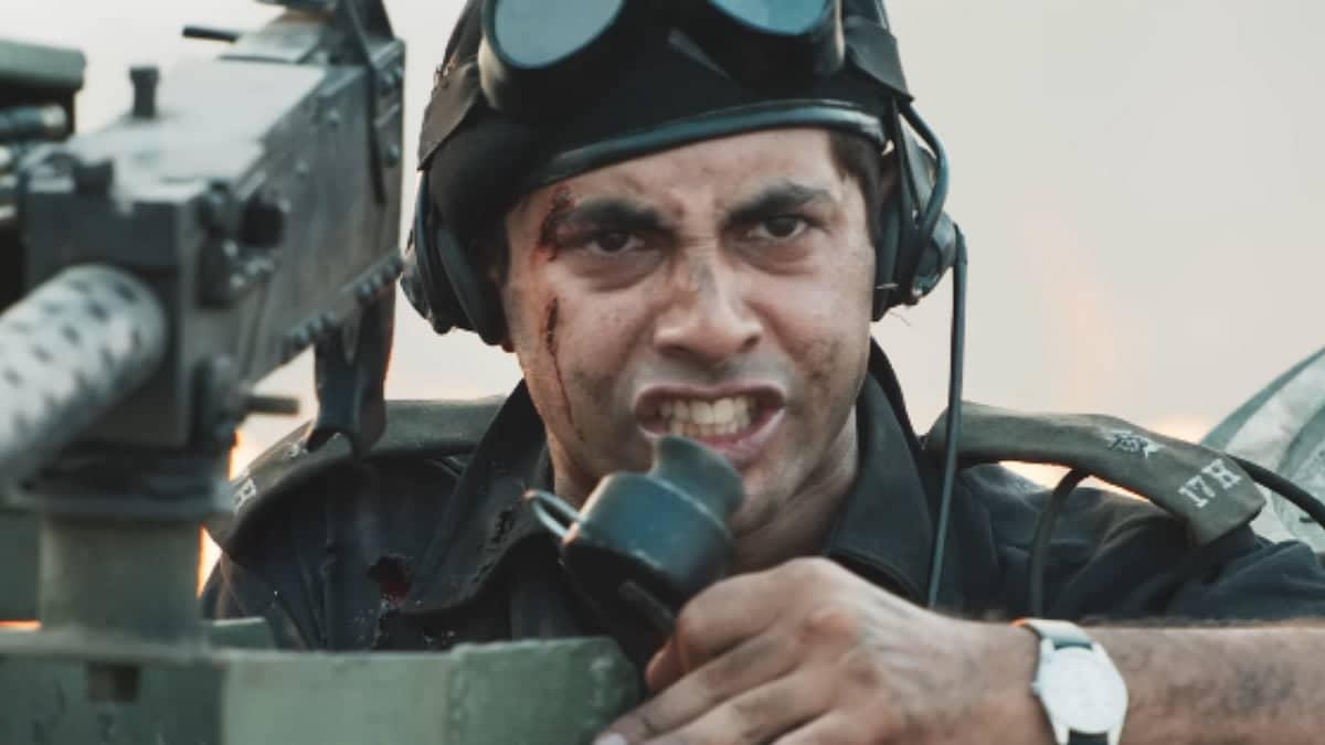 Ikkis Delayed! Agastya Nanda Dances Around Tu Meri Clash