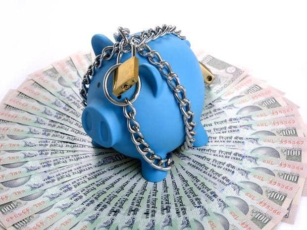 December FD Rates: Small Banks Slam Down 8% Returns!