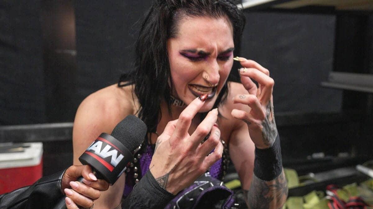 Rhea Ripley Stunned! Asuka's Sneaky Pin Shakes RAW