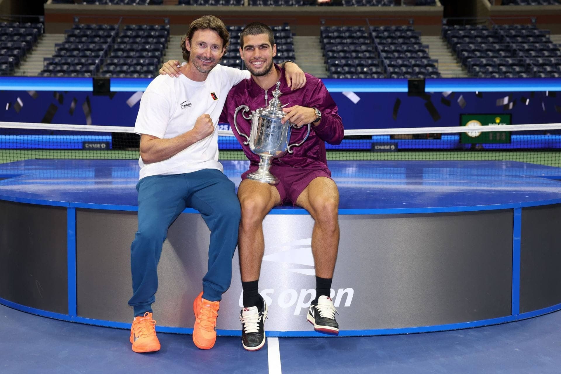 "Spend Christmas with your family, not reporters" - Carlos Alcaraz fans annoyed by ex-coach Juan Carlos Ferrero giving frequent interviews after split