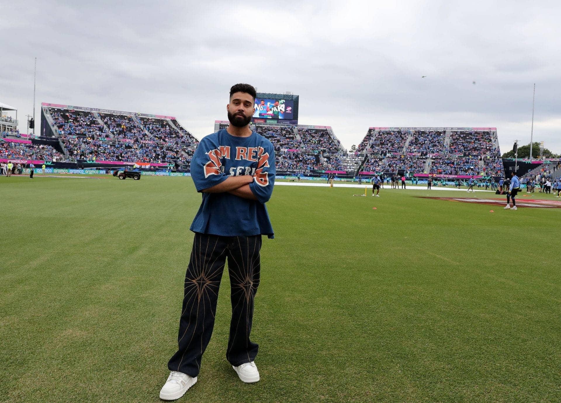 AP Dhillon Stages Epic Moment with Team India Star in Jaipur