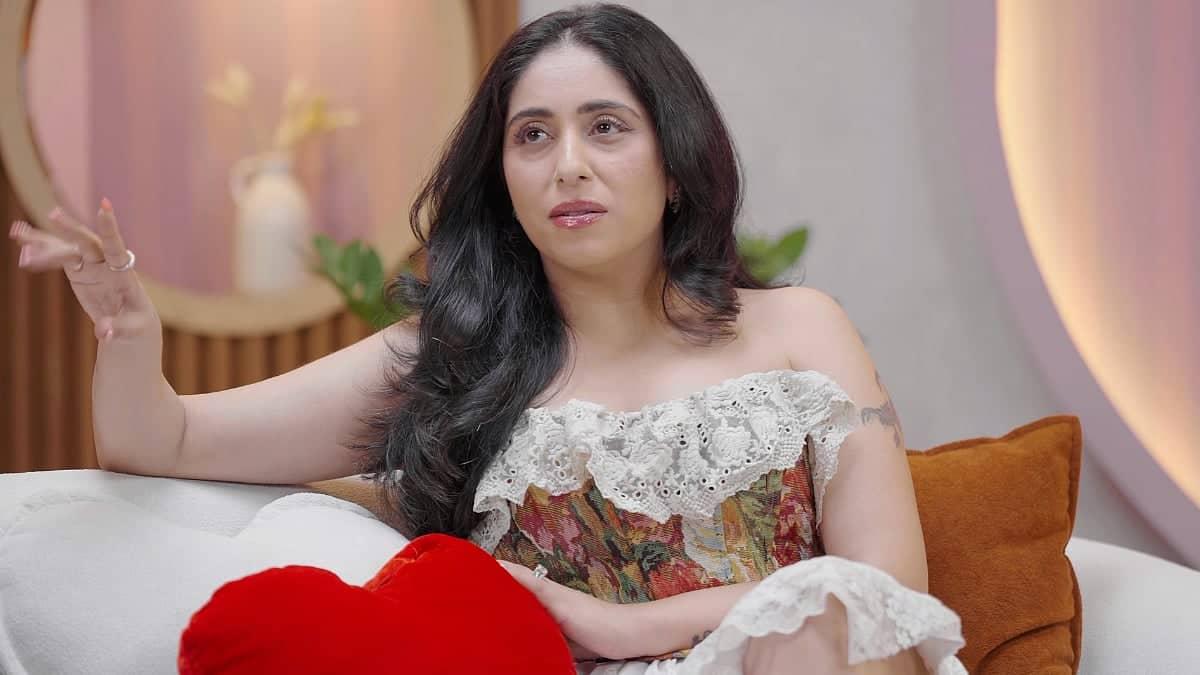 Neha Bhasin Says No Kids, Just Love and Personal Peace!