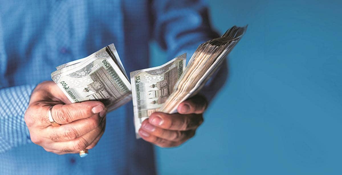 2025's Investment Rollercoaster: Smart Moves for 2026