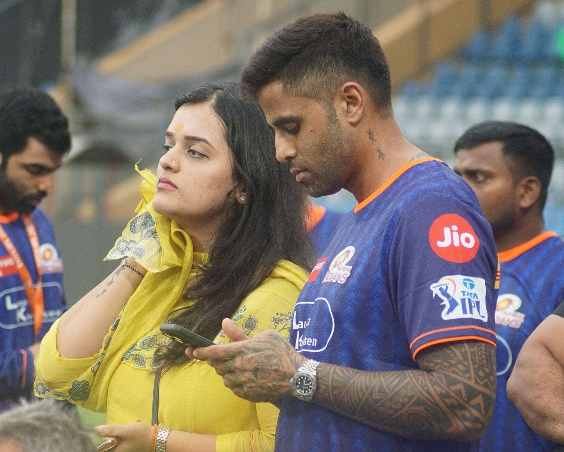 Suryakumar Yadav ki Tirupati yatra: Fans ka camera moment