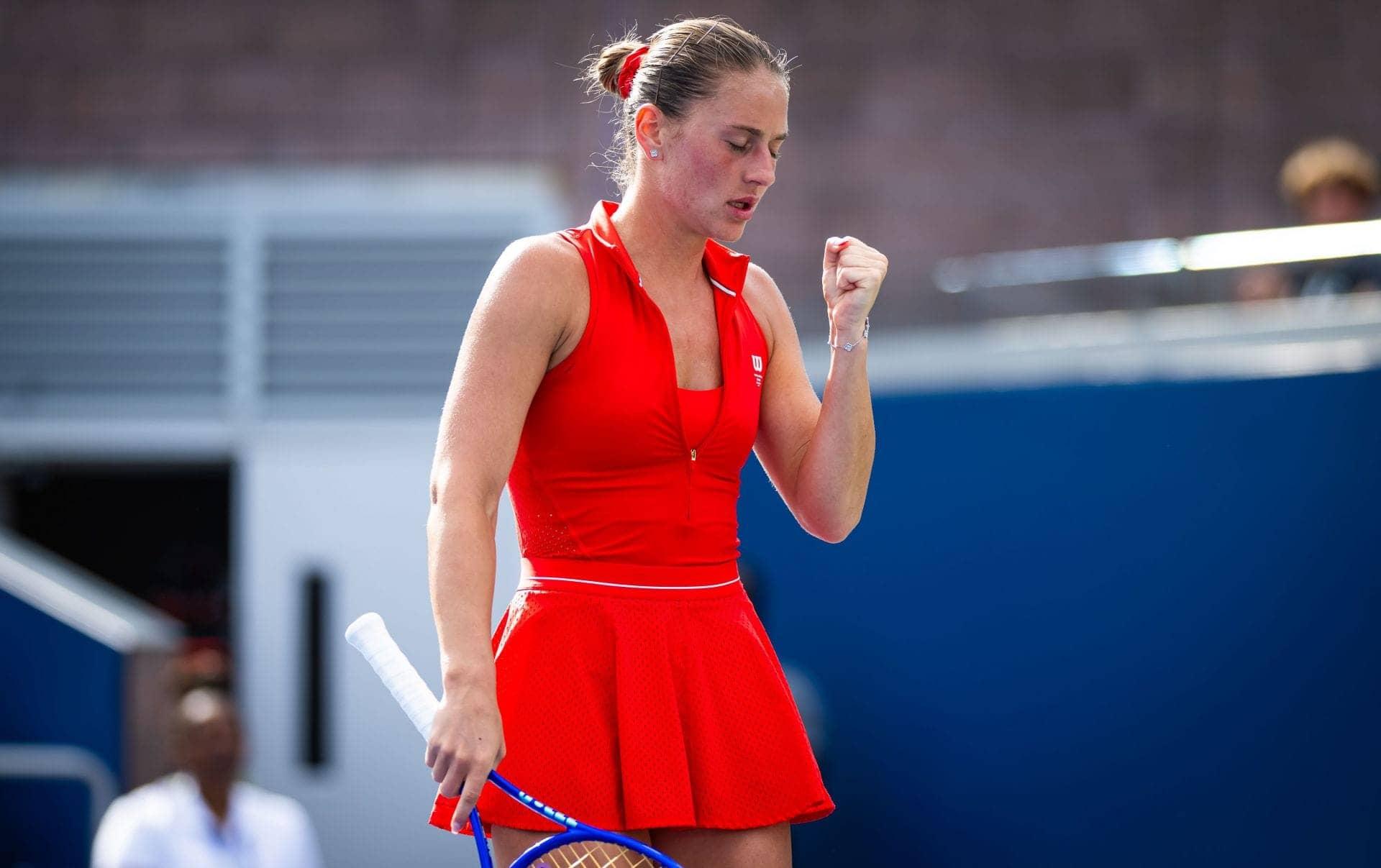 Marta Kostyuk ka Dubai vacation: Bikini aur shayari ka jadoo!