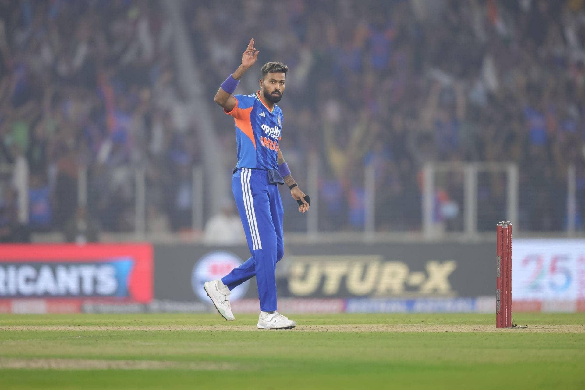 Hardik Pandya's New Year Snap with Mahieka is a Total Win!