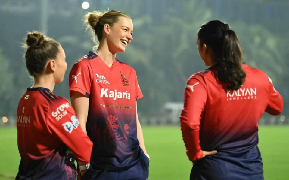 WPL 2026: Lauren Bell reveals the secrets of RCB's coffee club