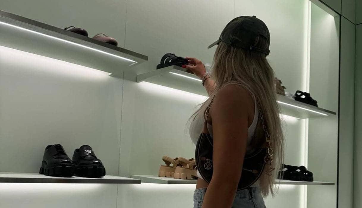 Tiffany Stratton ki injury se WWE ka *dard* bada, par woh hai *tayar*!