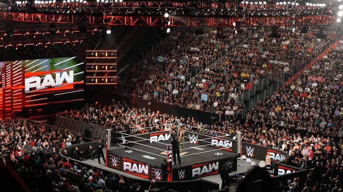 41 saal ka superstar WWE RAW se gaayab, wajah nahi mili