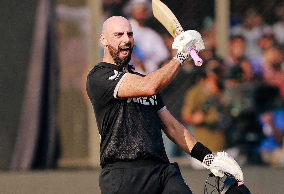 Kohli Gives Mitchell a Playful Push After 137 in ODI Showdown