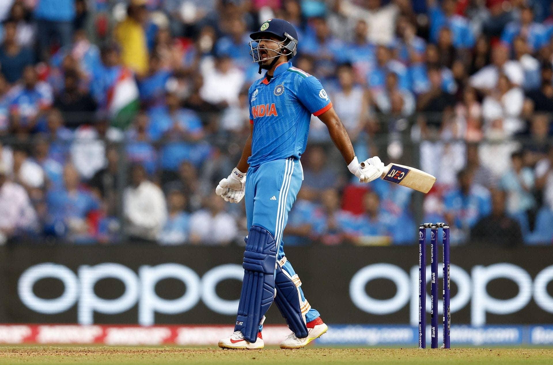 Shreyas Iyer ka *3 runs* ka *safar*, India ki *battling* khatam!