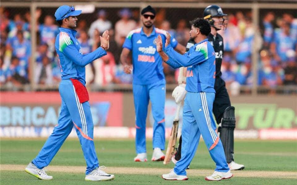 Gavaskar Calls Out Team India: Fielding Wasn't Up to Snuff