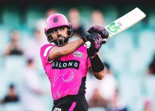 Babar Azam Shocks Sixers, Exits Before Big Bash Finals!