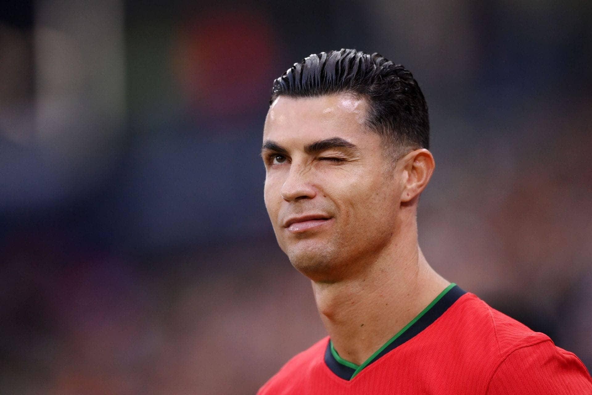 Ronaldo ke bina nahi, wo hai Portugal ka sitara!