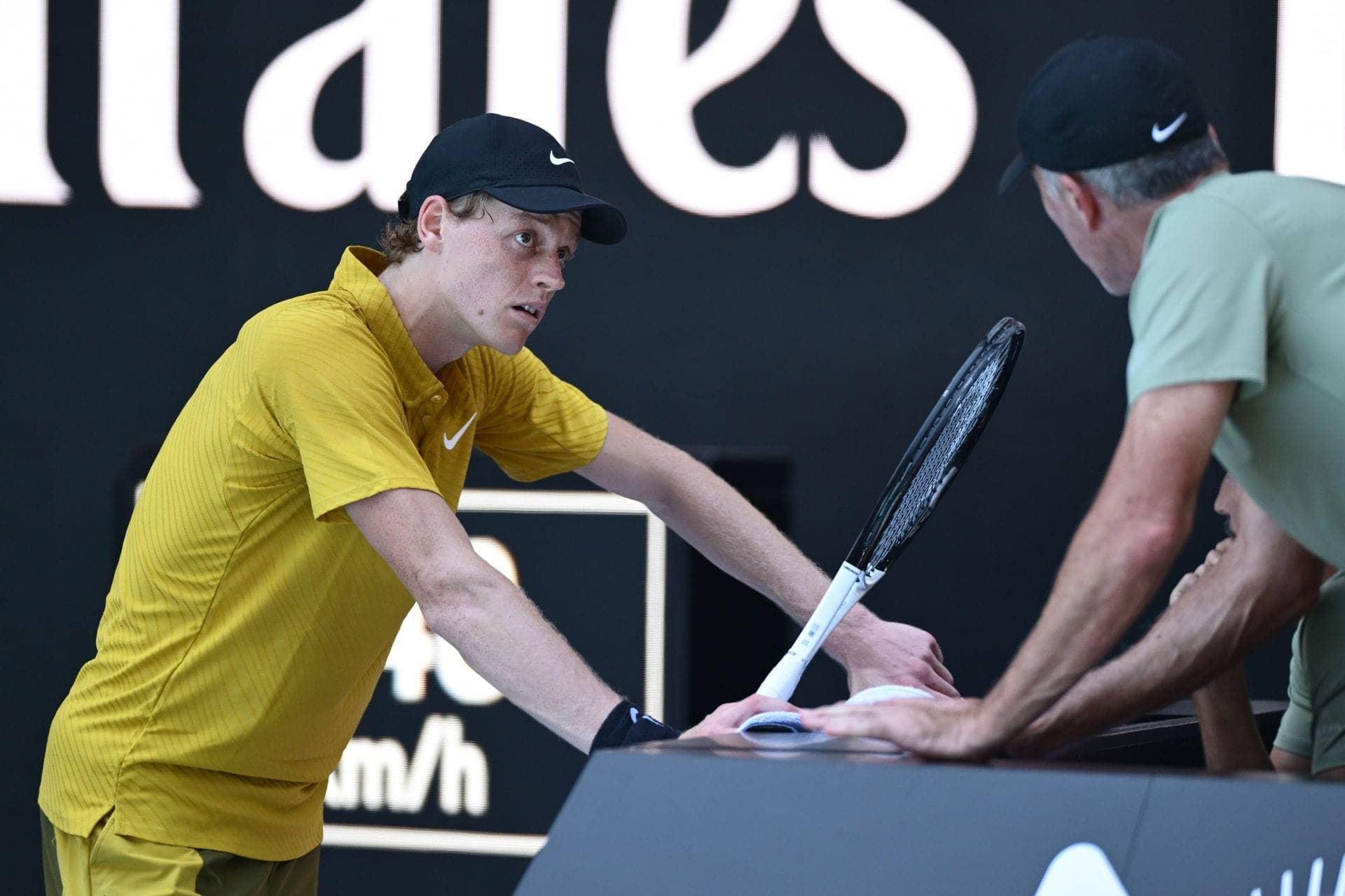 Jannik Sinner reveals the truth of what he did during 8 minutes away from cameras in controversy-filled Australian Open 3R win