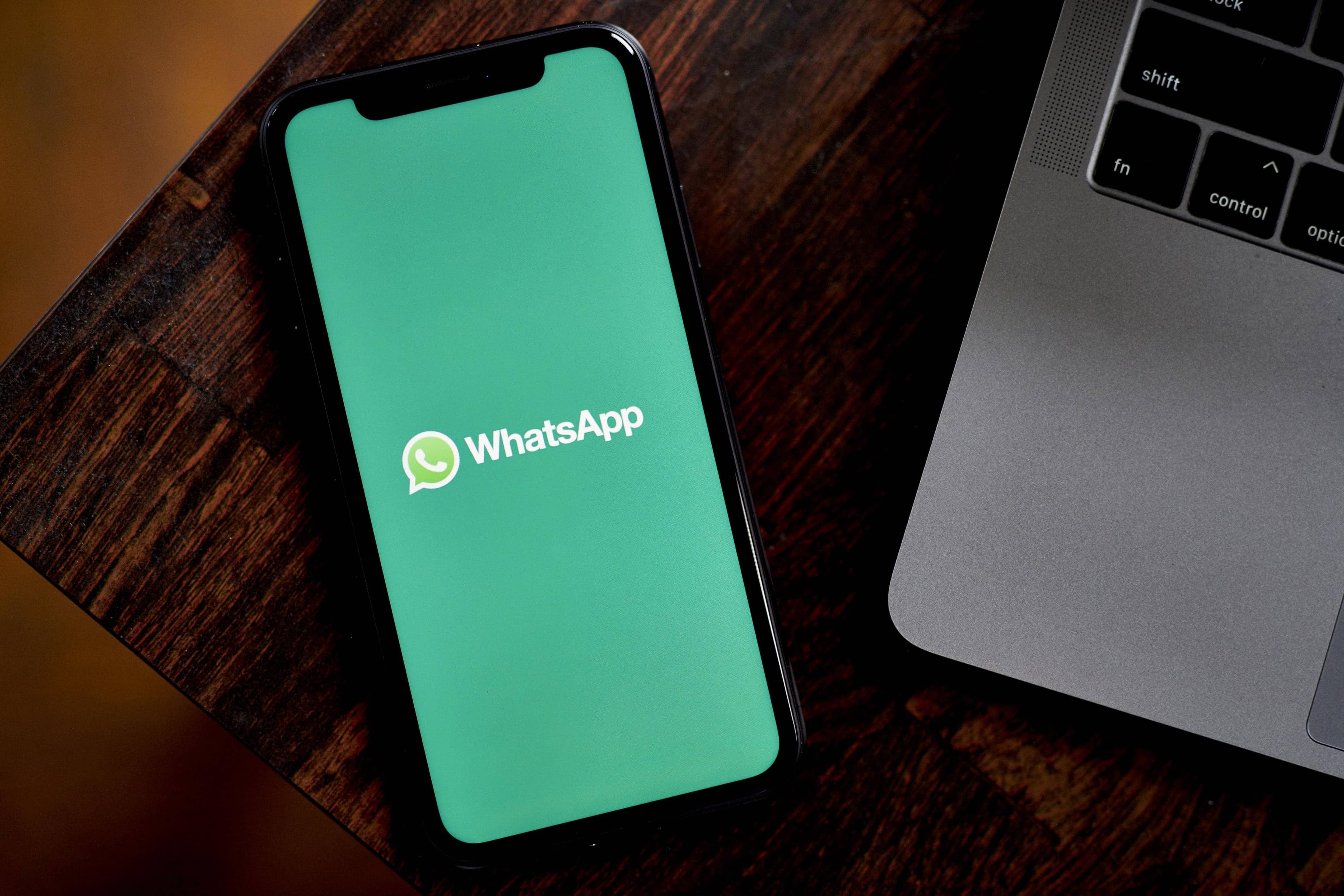 Meta par lawsuit ka chakkar, WhatsApp ki kahani hai chhupi