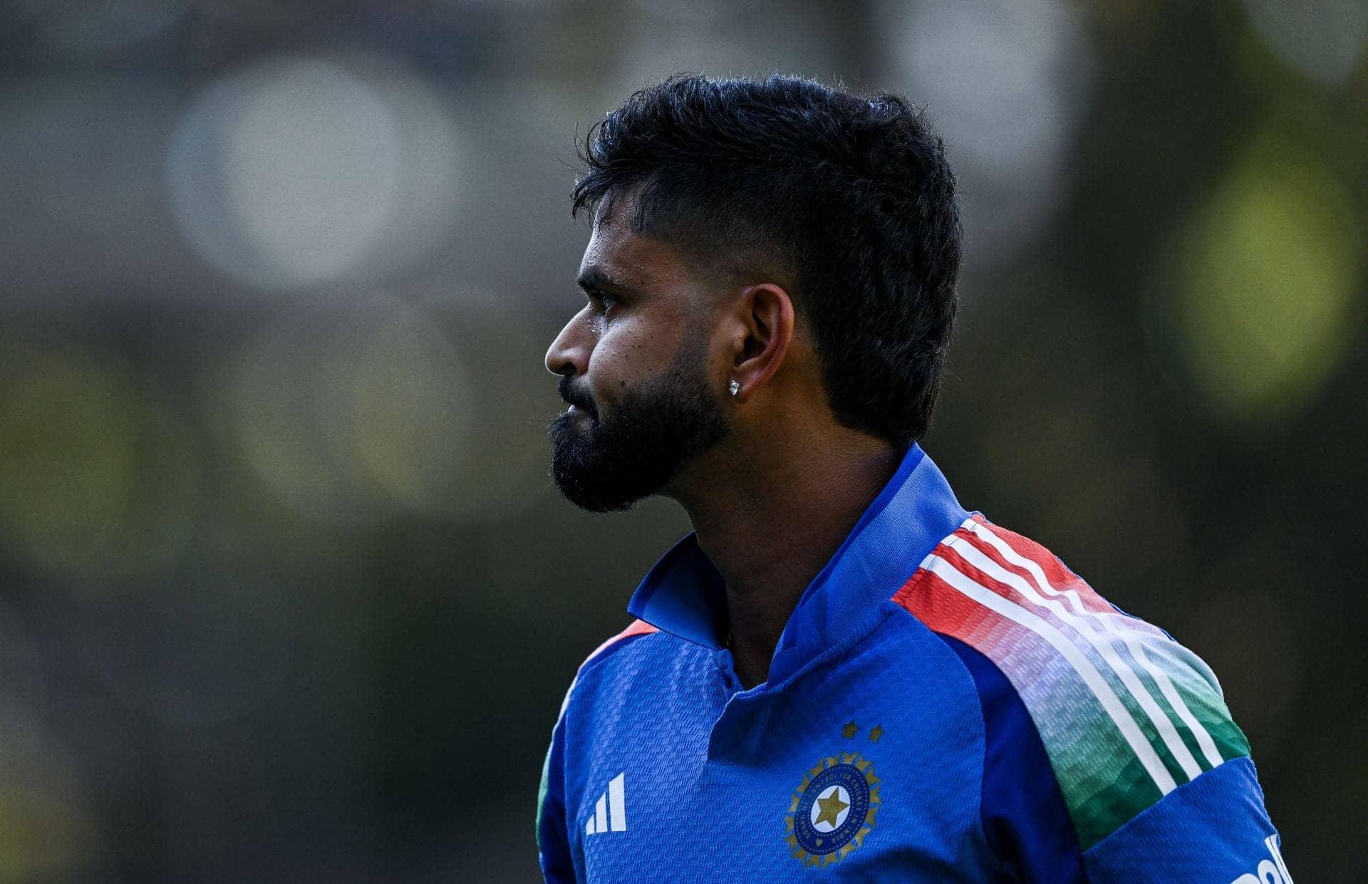 Aakash Chopra wonders why Shreyas Iyer is riding the bench