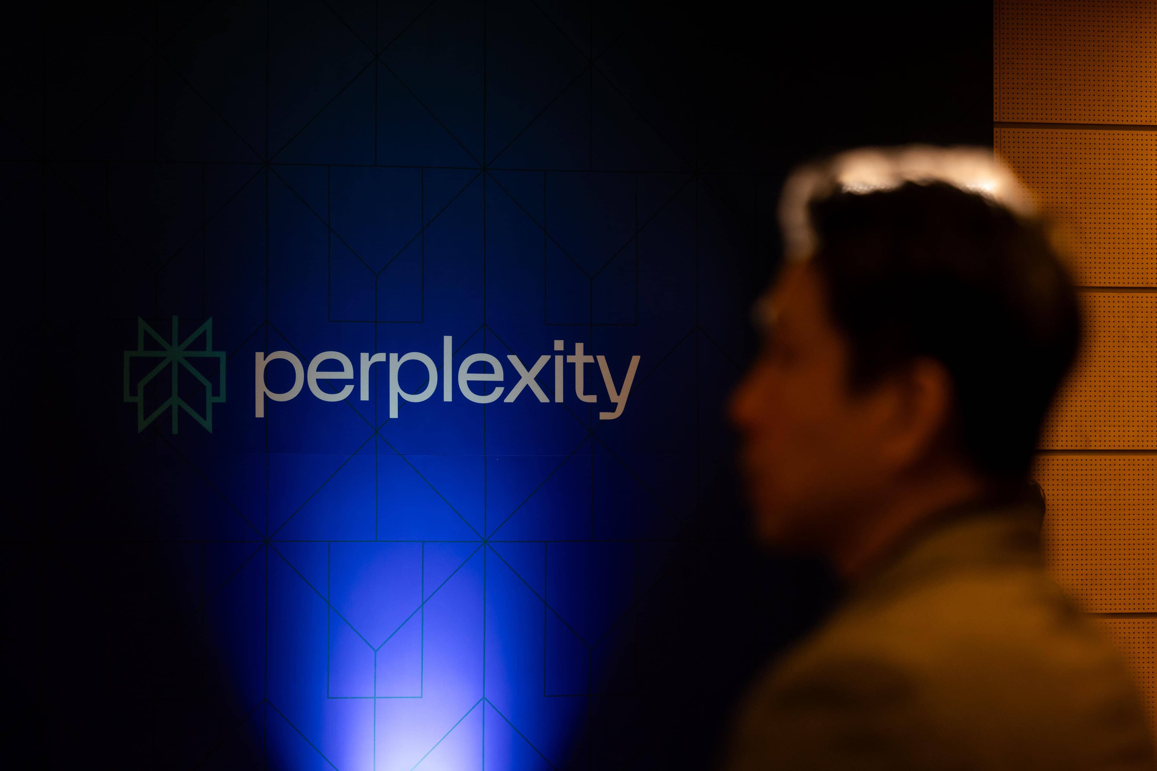 Perplexity's $750 Million Microsoft Deal: A Major Victory!