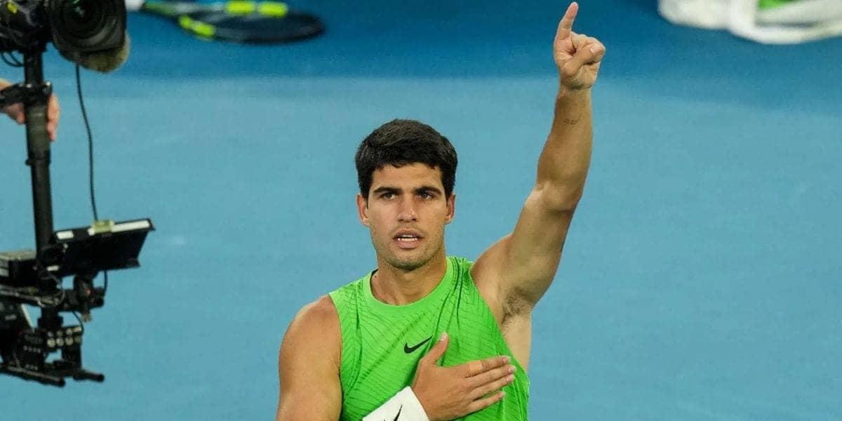 Alcaraz ne Zverev ko hara kar Australian Open final mein pahuncha!
