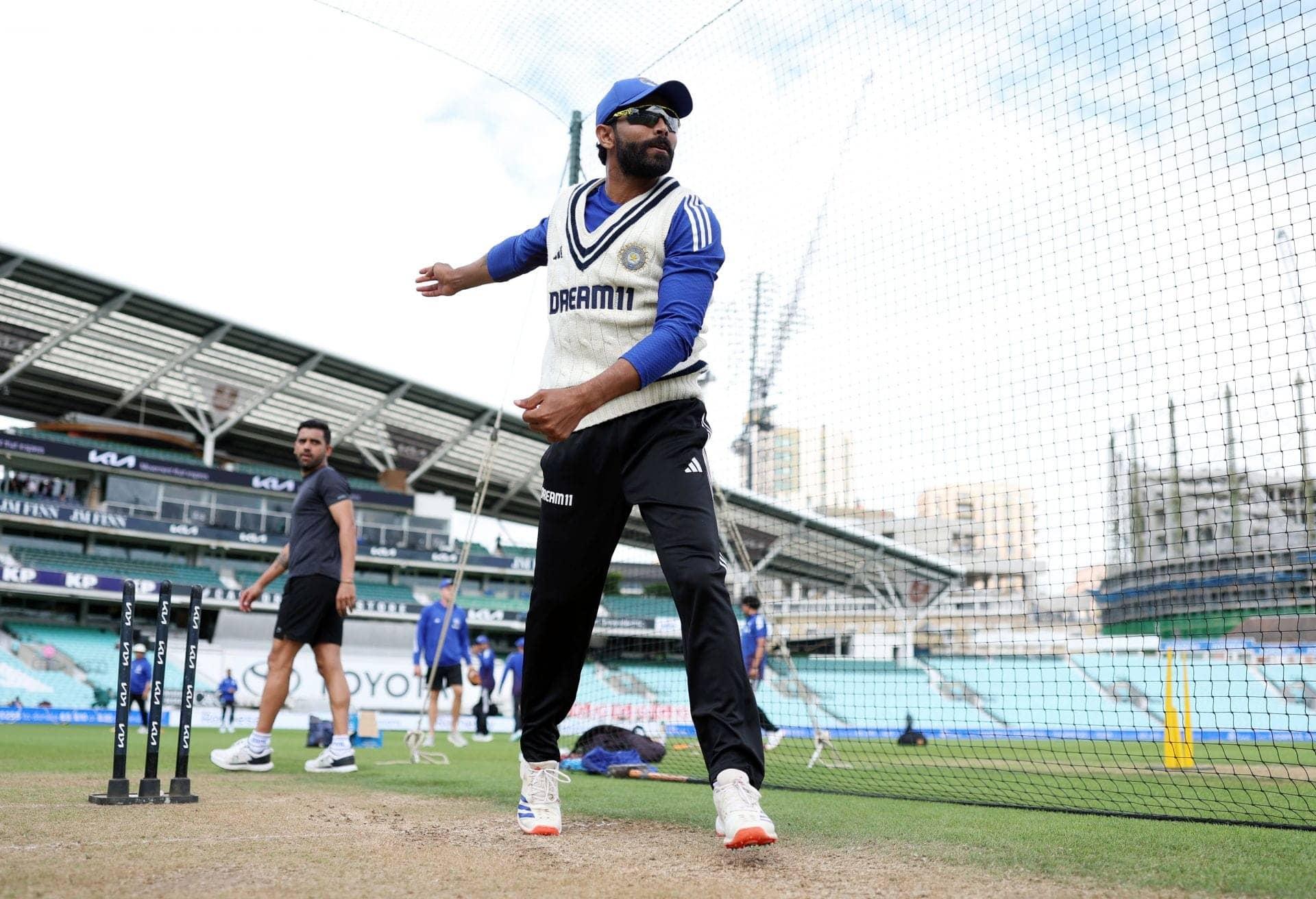 Jadeja's Bowling Brilliance: Chouhan Can't Handle It!