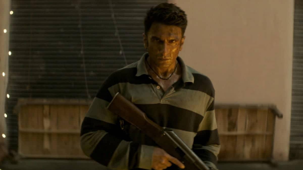 'Scam Kar Diya': Ranveer Singh's Dhurandhar 2 Teaser Leaves Netizens DISAPPOINTED, Fans Say Makers Showed Part 1 End Credits