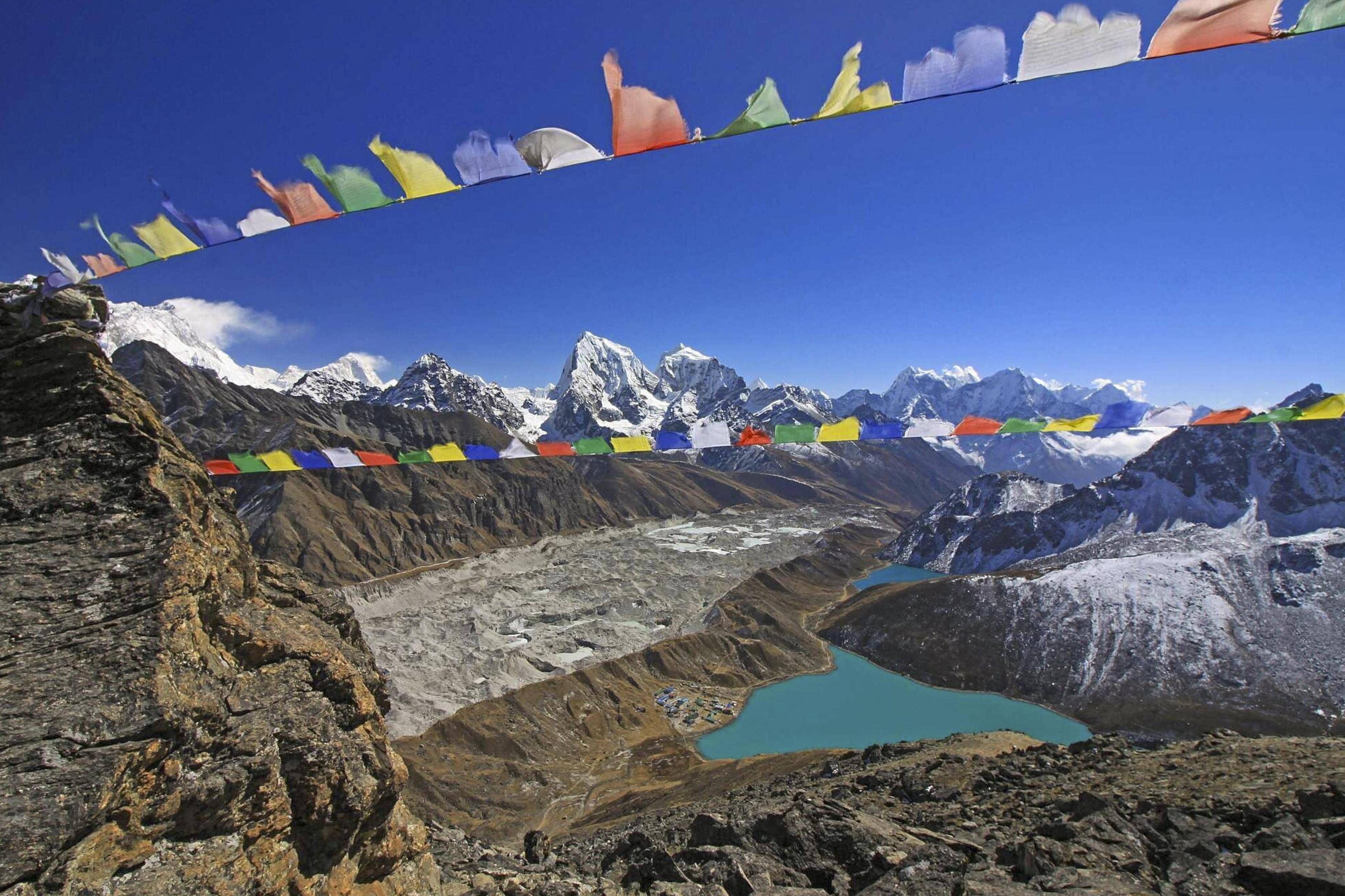 Thar Desert Dust Storms Sending Bacteria to the Himalayas!