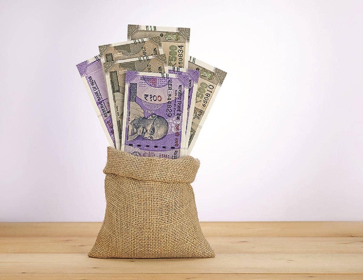 Rupee's Ready to Flex by March, Thanks to US Trade Deal