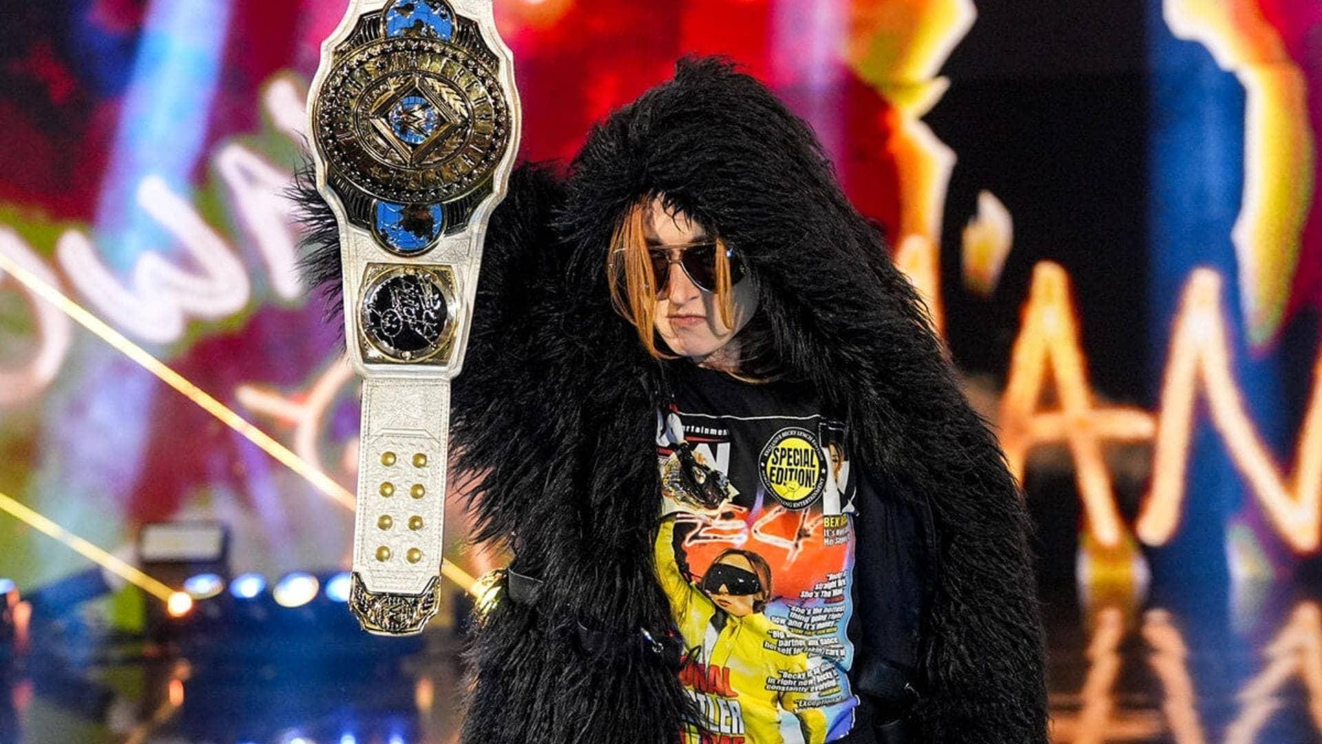 Becky Lynch: I'm Kicking AJ Lee Out of WWE and My Life!