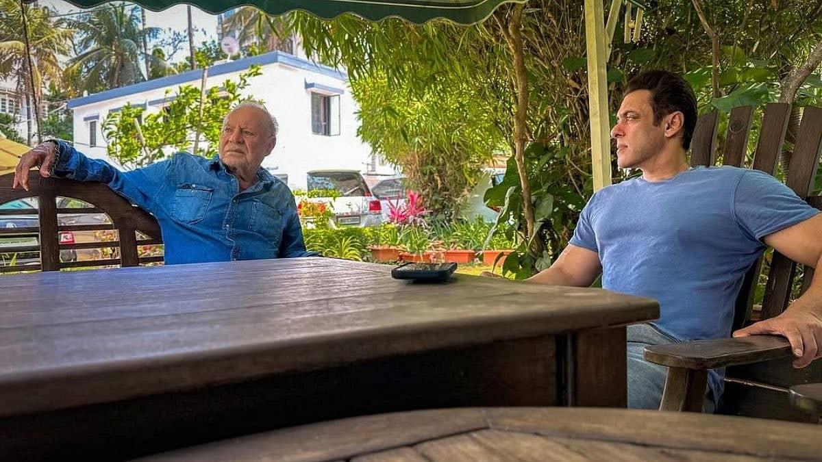 Salim Khan's Cult Star Prophecy: Salman Remembers Dad's Words
