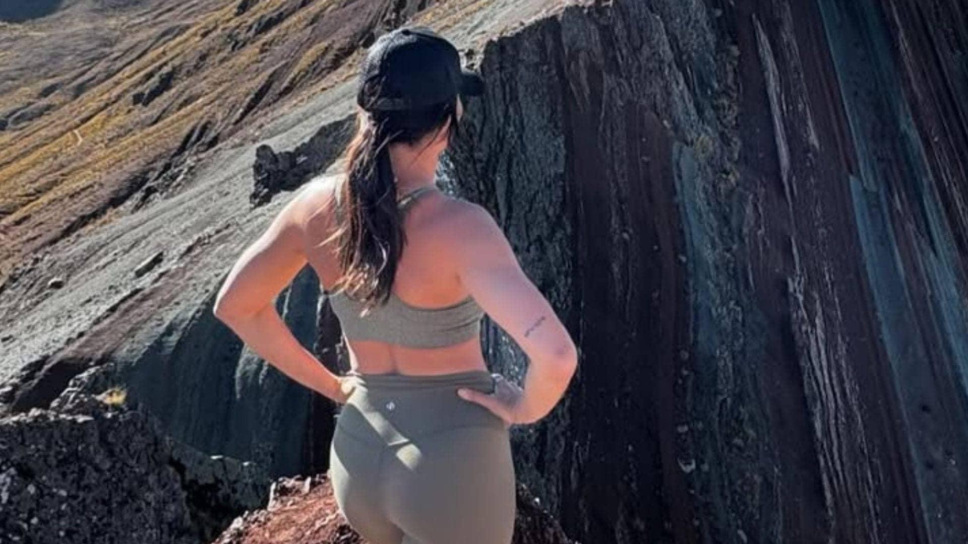 Chelsea Green Struts Without Boot Ahead of WrestleMania!